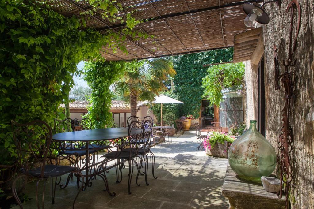 Le Mas De La Lombarde Lourmarin Exterior foto